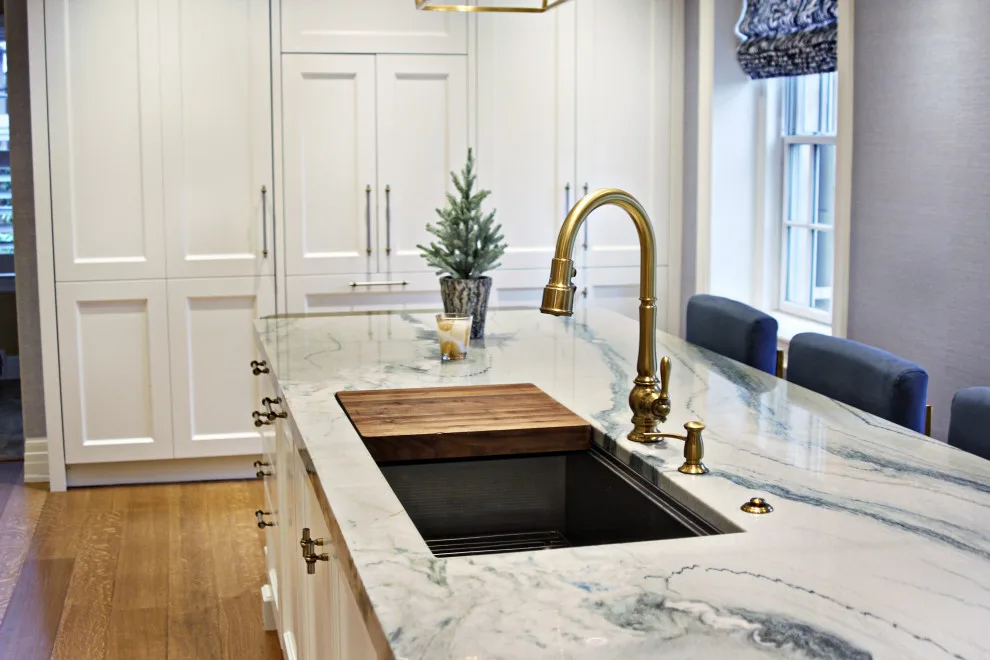 Quartz Kitchen by Stone Kitchens - Photo 4