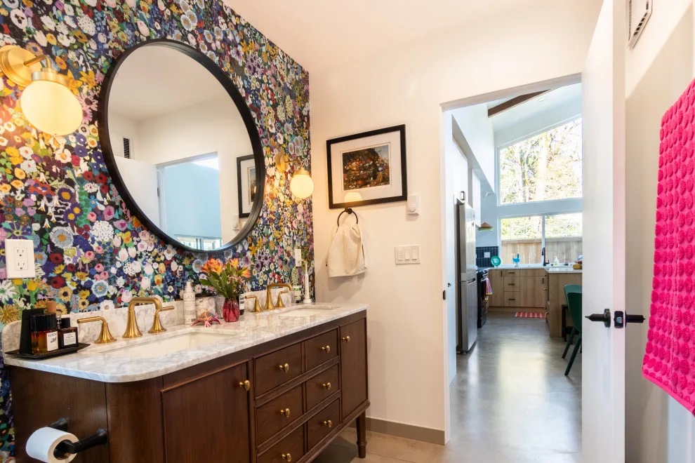 Raleigh Hills Accessory Dwelling Unit by Straight Line Design And Remodeling - Photo 18