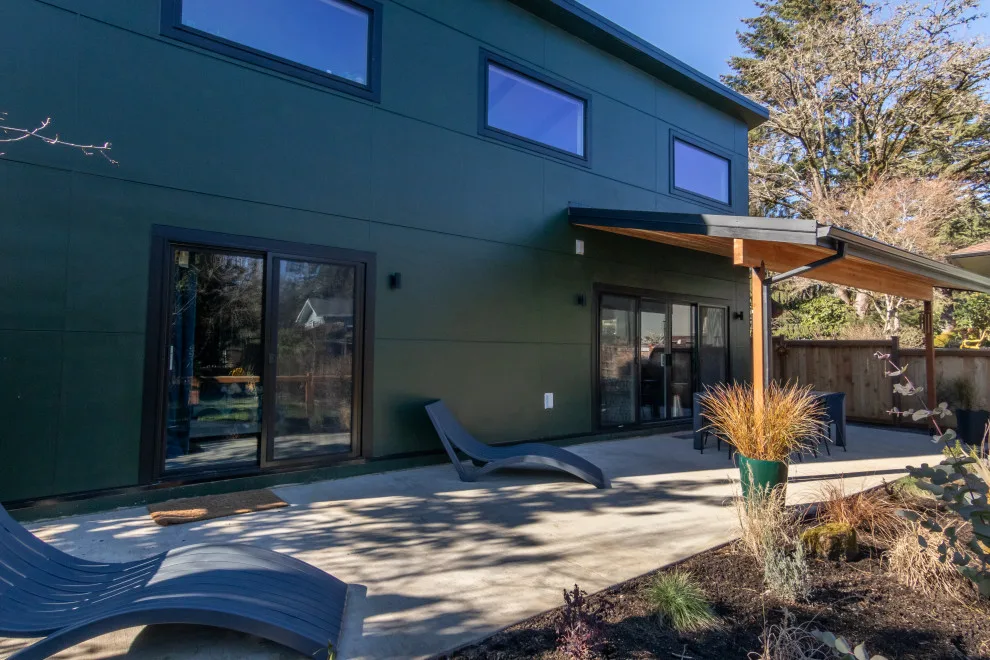 Raleigh Hills Accessory Dwelling Unit by Straight Line Design And Remodeling - Photo 9