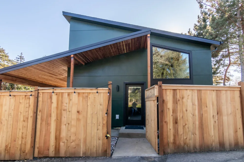 Raleigh Hills Accessory Dwelling Unit by Straight Line Design And Remodeling - Photo 23