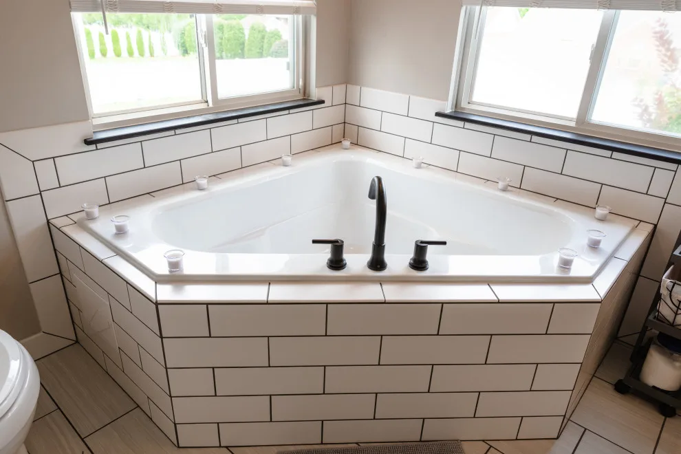 Wyandotte, MI Bathroom Renovation by D.A. Home Improvement - Photo 4