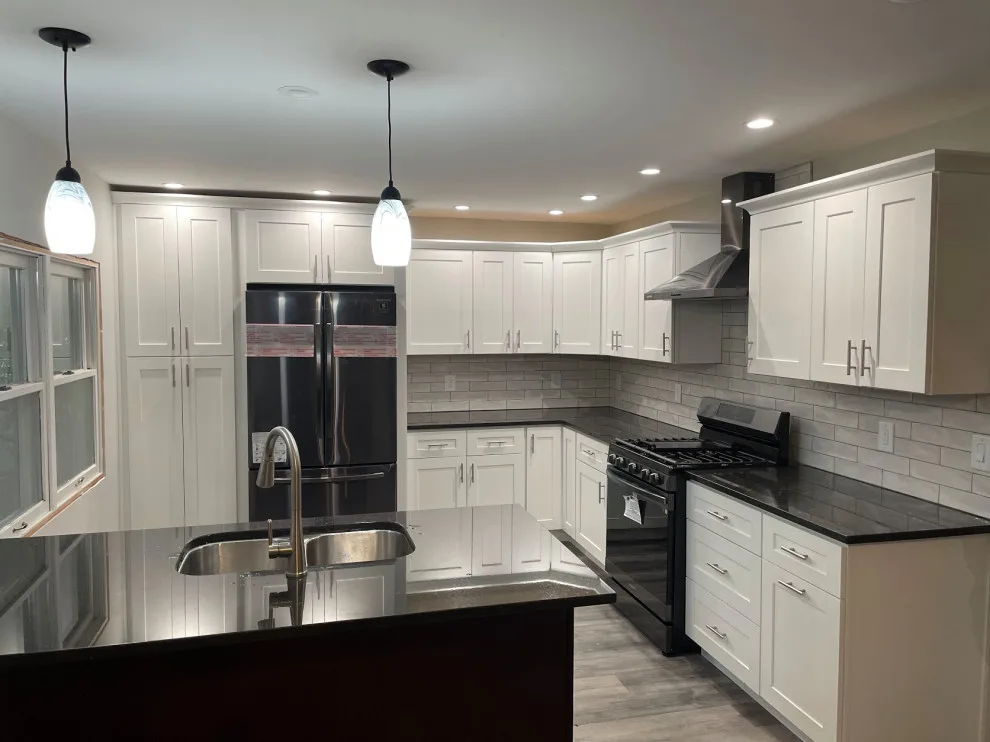 Modern Kitchens by ME Design by ME DESIGN And Construction - Photo 14