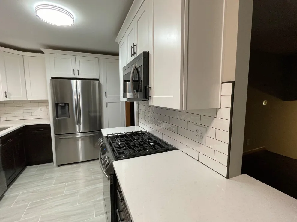 Modern Kitchens by ME Design by ME DESIGN And Construction - Photo 5