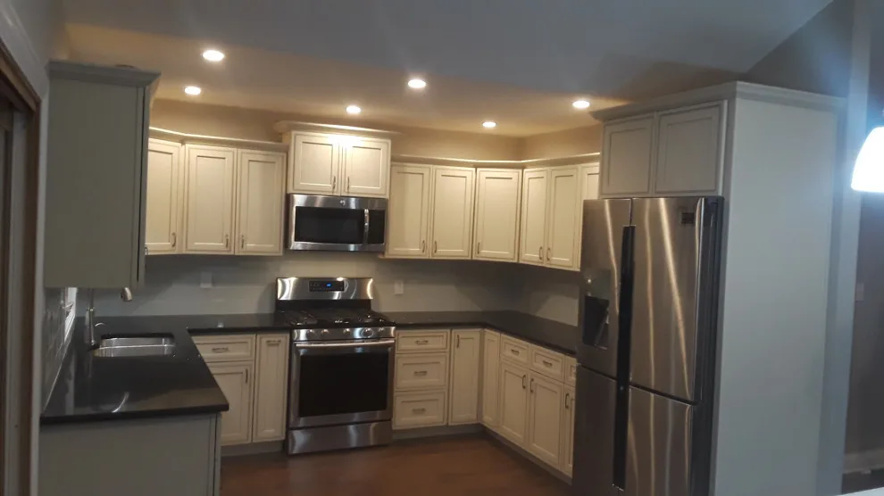 Modern Kitchens by ME Design by ME DESIGN And Construction - Photo 16