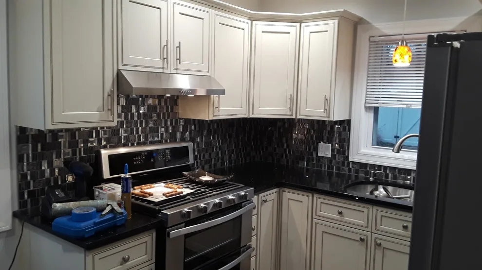 Modern Kitchens by ME Design by ME DESIGN And Construction - Photo 9