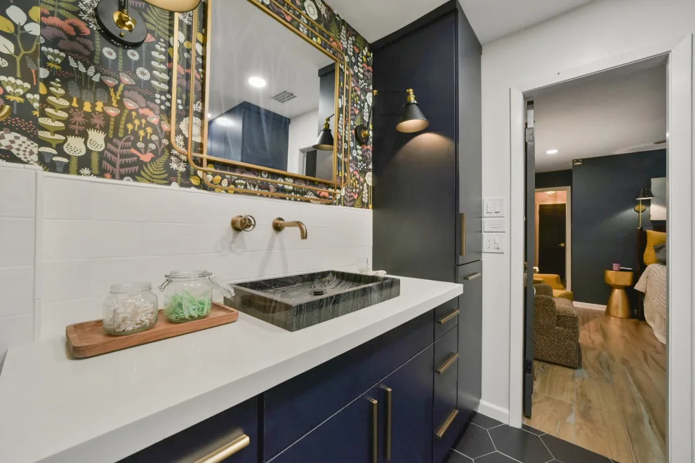 Revitalizing Home Spaces: Remodeling Bathroom, Kitchen, and Flooring by Smart Remodeling LLC - Photo 2