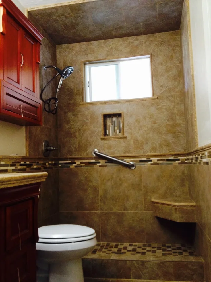 Accents In Tile And Stone - Photo 8