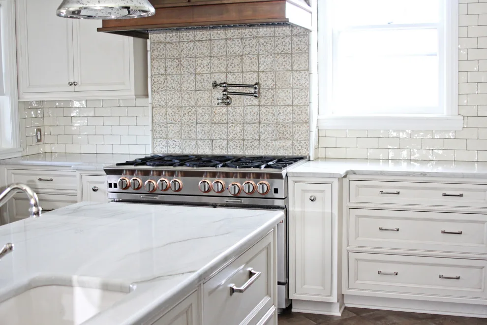 Revival Residence by Stone Kitchens - Photo 8
