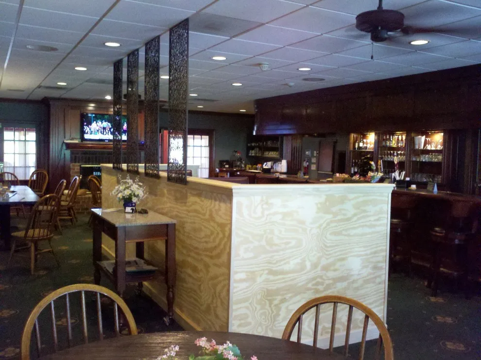 Dining Booth by Home Rx LLc - Photo 2