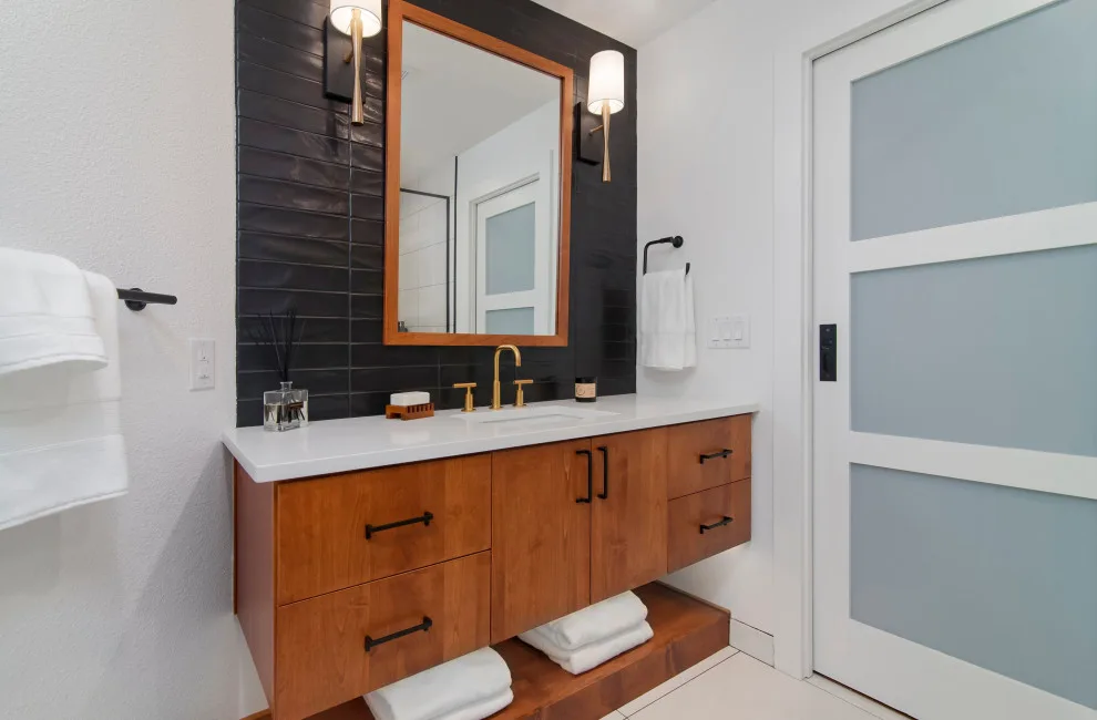 Rollingwood Complete Home Makeover by New Creations Custom Kitchen And Bath - Photo 24