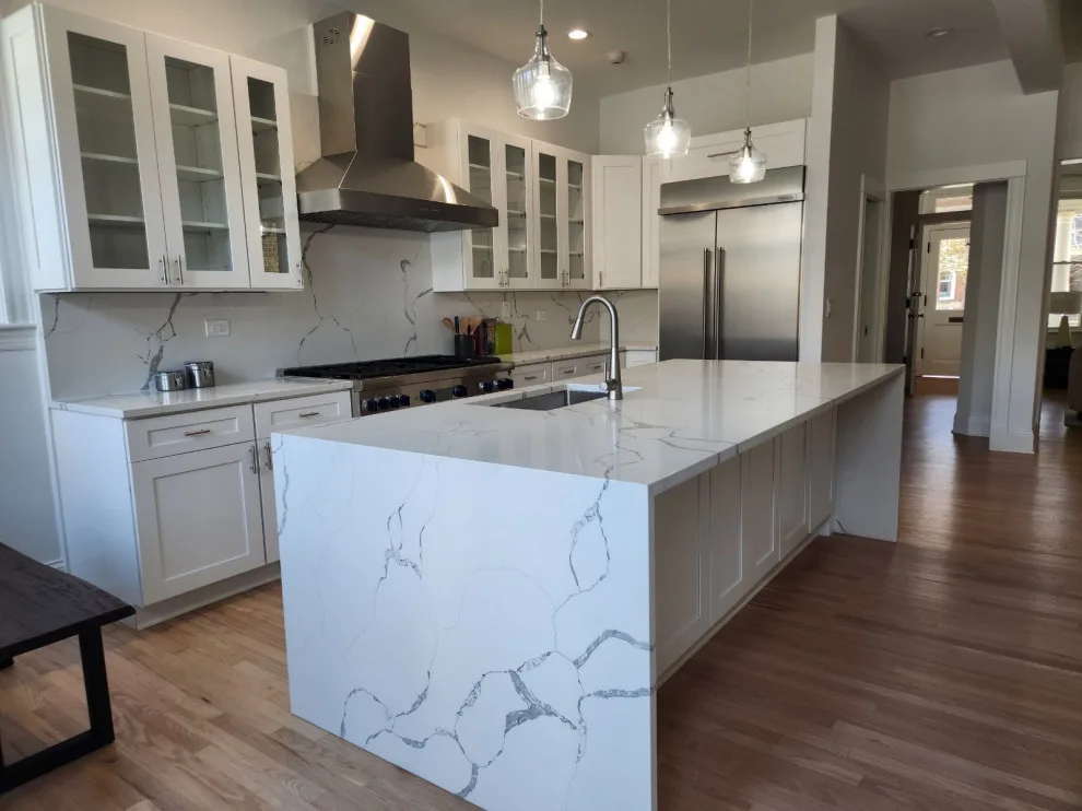Roscoe Village - Kitchen Renovation by Peter Renovations Inc - Photo 2
