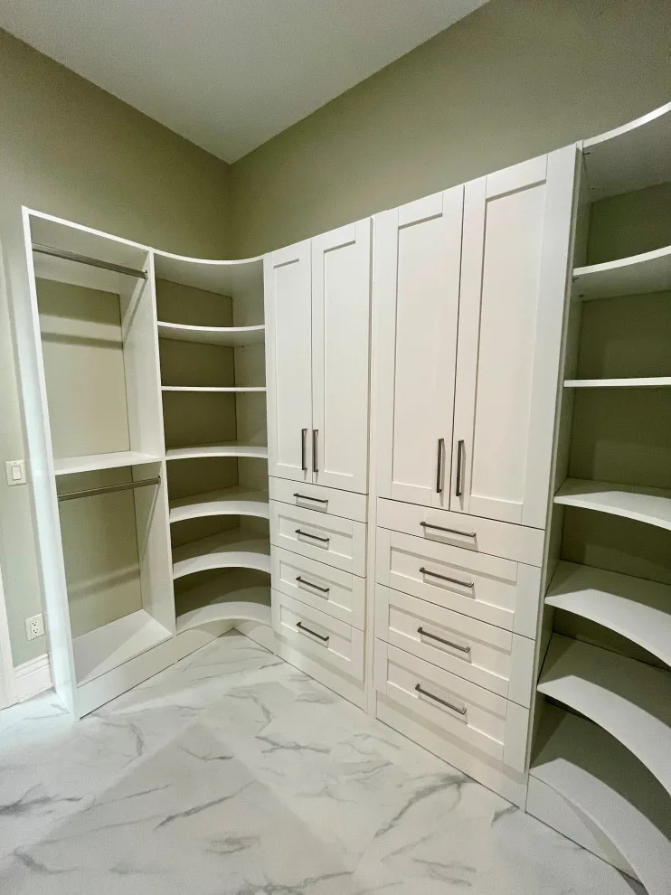 Rose Court Main Closet by Anna Kennedy With MBS Interiors - Photo 7