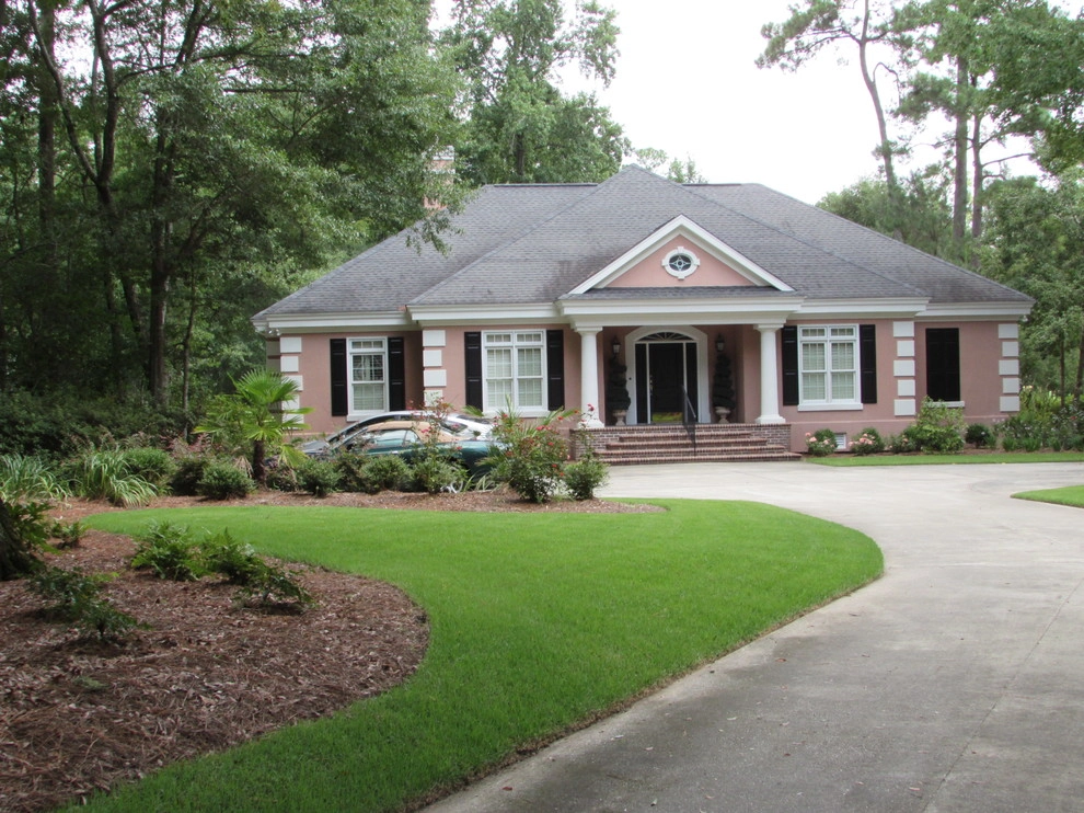 Traditional Curb Appeal Landscape by Creative Landscapes, Inc. - Photo 2