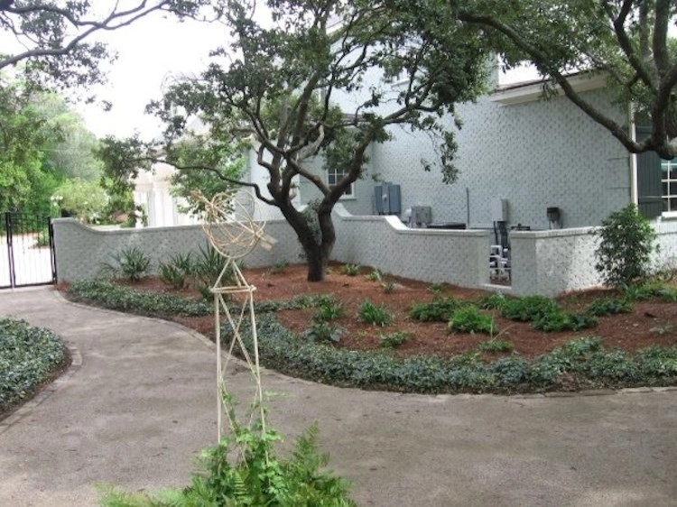 Traditional Shade Garden by Creative Landscapes, Inc. - Photo 8