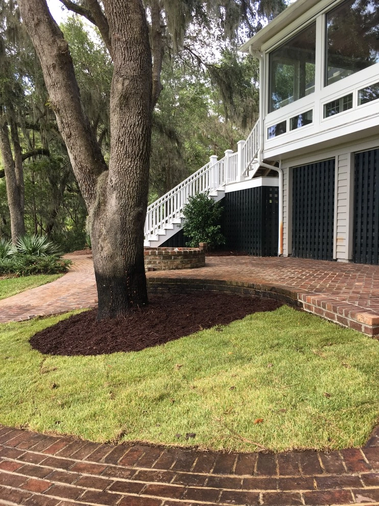 Taming a Jungle by Creative Landscapes, Inc. - Photo 11