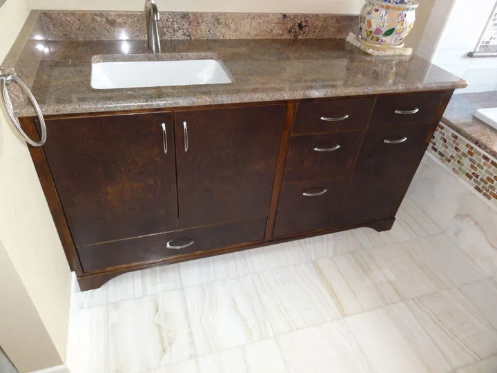 Bathroom renovation in Round Rock, TX by MHM Remodeling - Photo 9