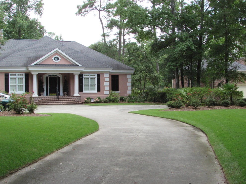 Traditional Curb Appeal Landscape by Creative Landscapes, Inc. - Photo 6