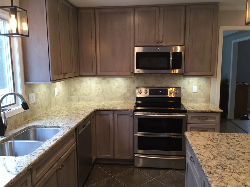 Roy's Kitchen by Sidney Enterprises - Photo 3