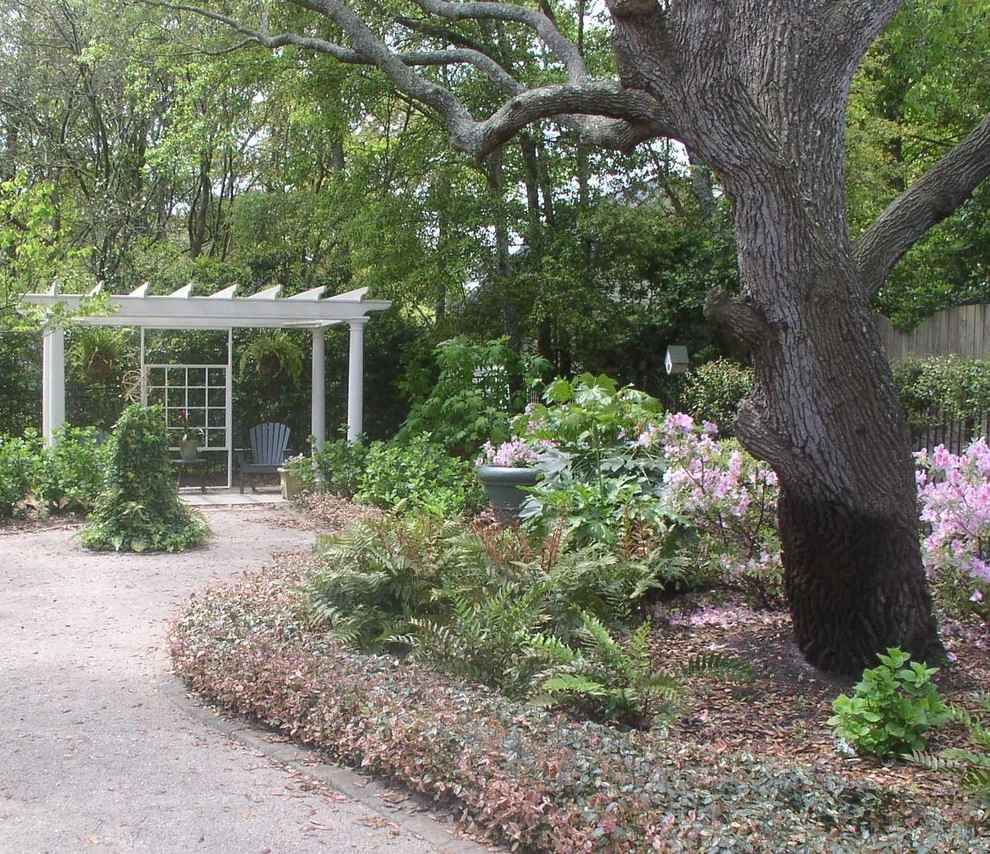 Traditional Shade Garden by Creative Landscapes, Inc. - Photo 23