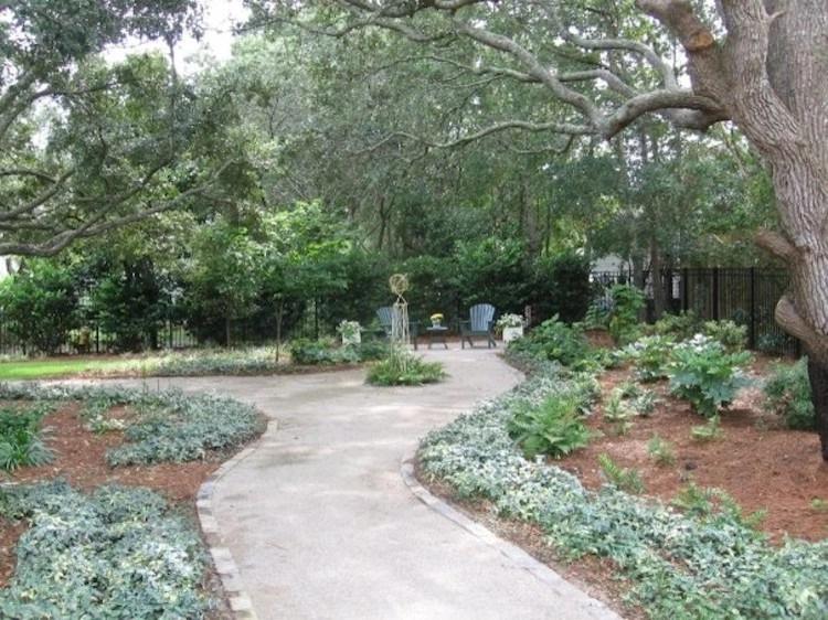 Creative Landscapes, Inc. - Photo 4