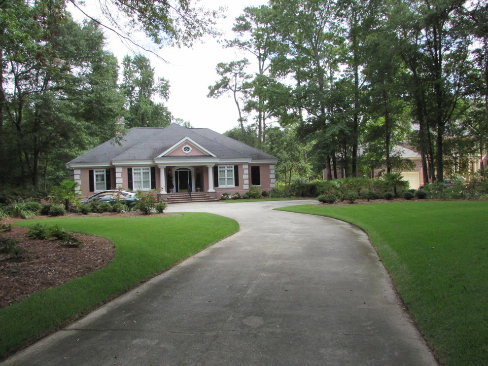 Traditional Curb Appeal Landscape by Creative Landscapes, Inc. - Photo 4