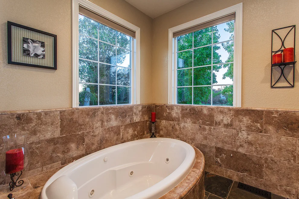 Charming Bathroom by SBC Contractors - Photo 5