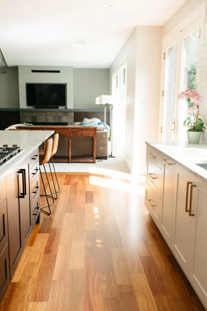 Sammamish Modern Kitchen by Nip Tuck Remodeling - Photo 23