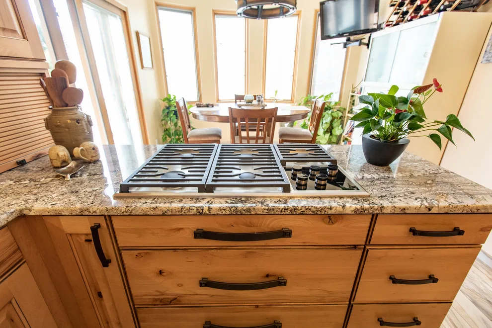 Sandia Mountain Kitchen and Bathroom Renovation by Poulin Design Center - Photo 24