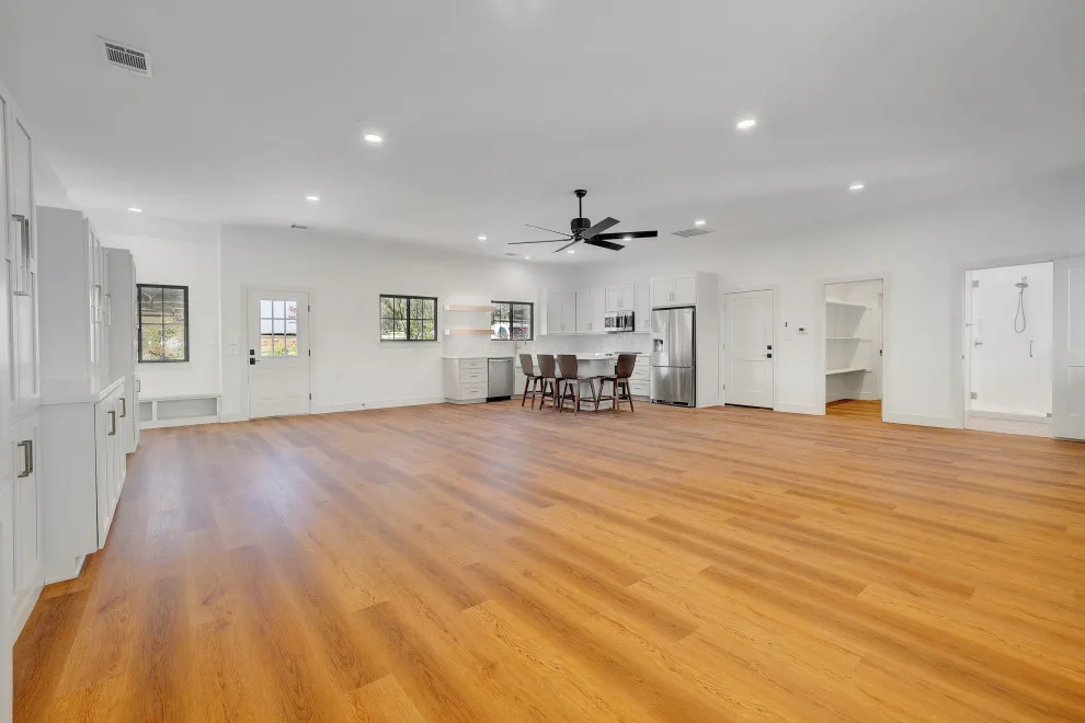 Sandy Creek Carriage House by Tier1 Group, LLC - Photo 5