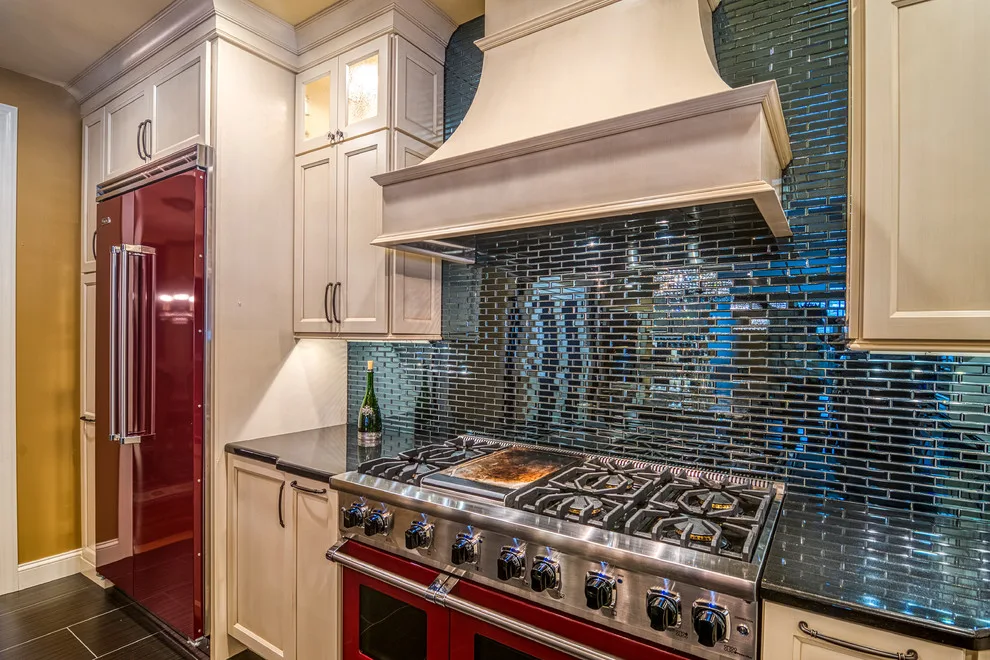 Diverse Culinary Space by AGDesigns - State Of The Art Kitchens & Baths - Photo 2