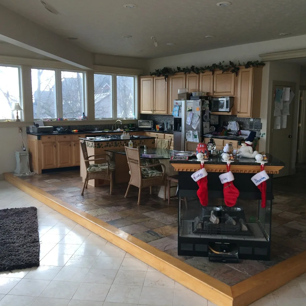 ACo Flooring, Cabinets, Kitchen & Bath Remodel - Photo 2