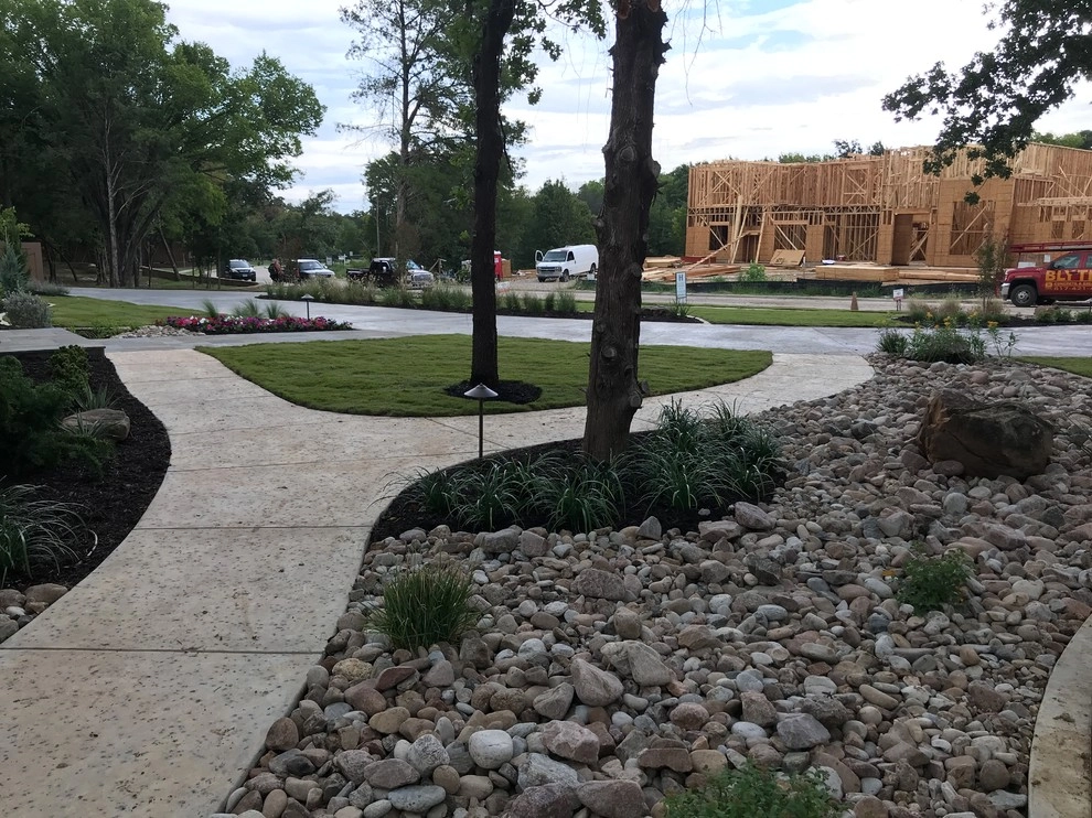 Moss Lane, Front Landscape by Crimson Landscape - Photo 2