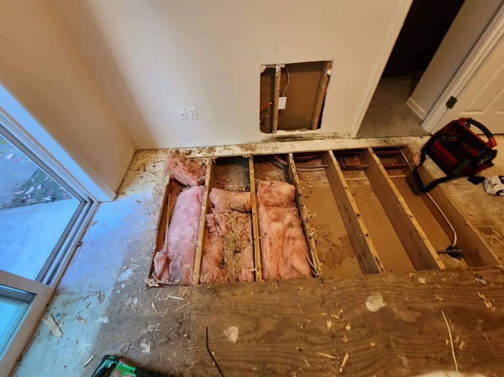 Seattle Luxury Vinyl Plank Flooring Installation by Handyman Rescue Team - Photo 3