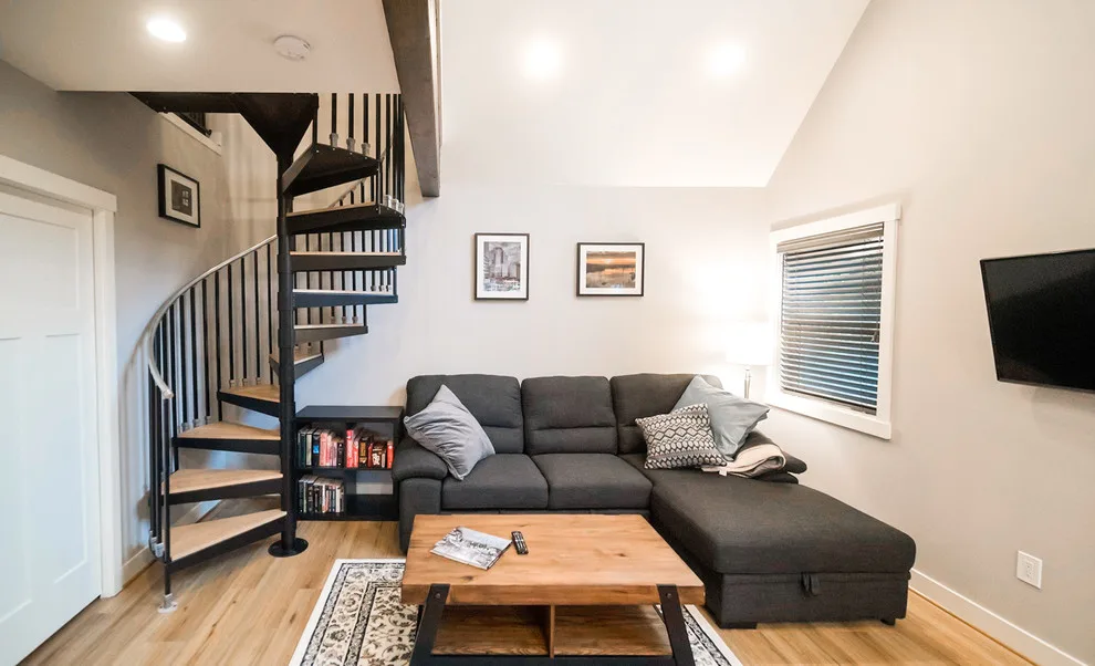 Sellwood Accessory Dwelling Unit by Straight Line Design And Remodeling - Photo 9