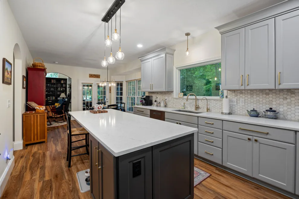 Shaded Creek Kitchen by Horizon Custom Build & Remodel - Photo 4