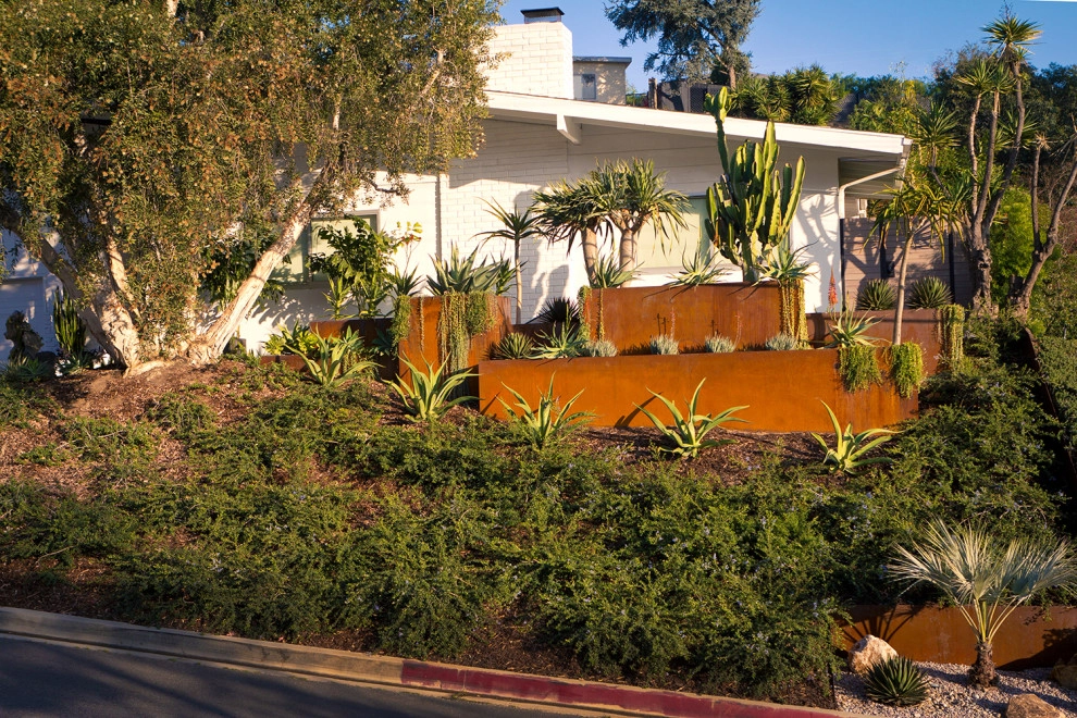 Artist Sanctuary - Laurel Canyon by Bosler Earth Design - Photo 20