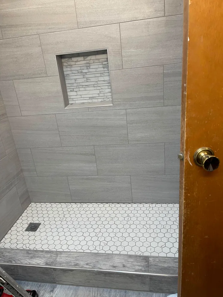 Bathroom Tile Setup by Handyman Rescue Team - Photo 36