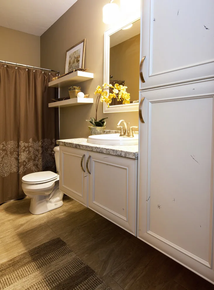 Showplace Cabinetry Showcase by Lincoln Cabinet - Photo 17