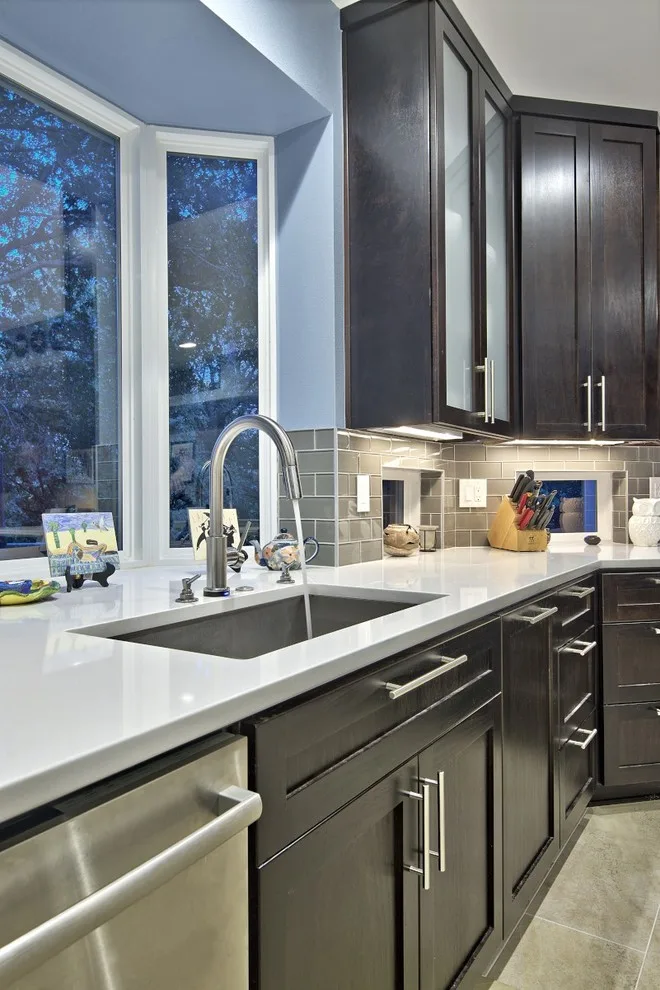 Modern Kitchen by New Creations Custom Kitchen And Bath - Photo 2