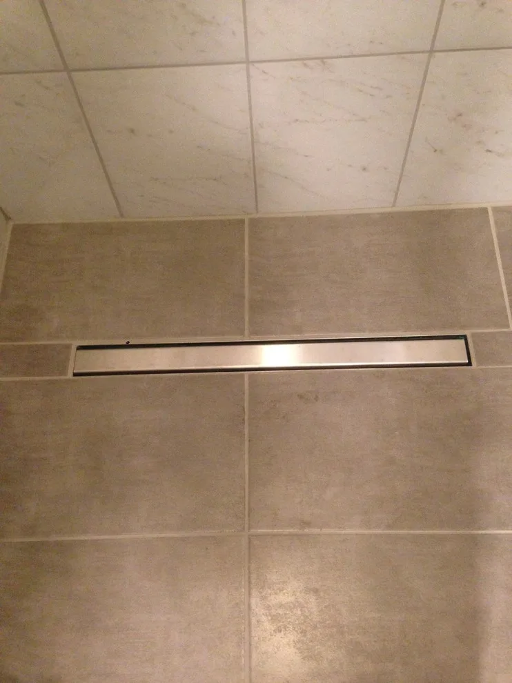 Chic and Compact Master Bathroom by In A Week. Guaranteed - Photo 2