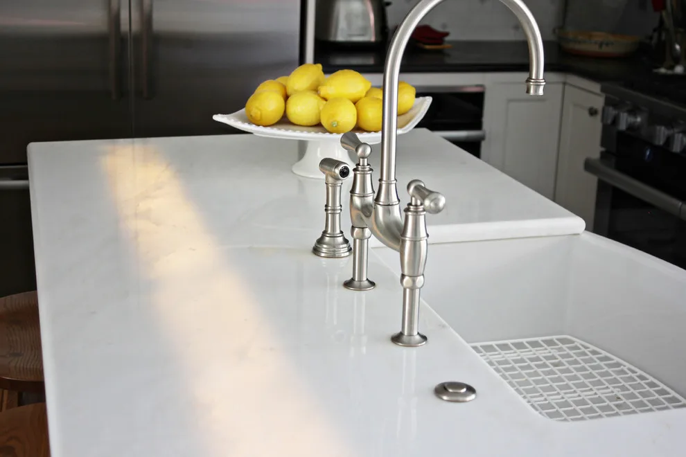 Compact Open Kitchen by Stone Kitchens - Photo 10