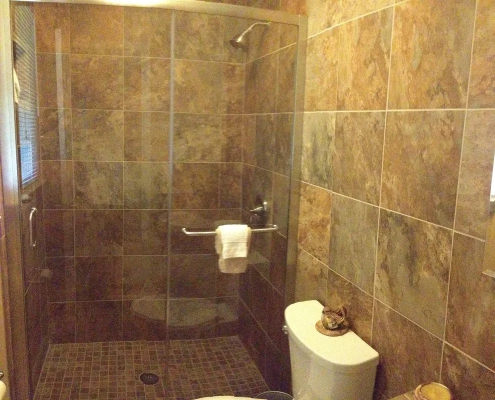 Lowe's Home Improvement - Photo 3