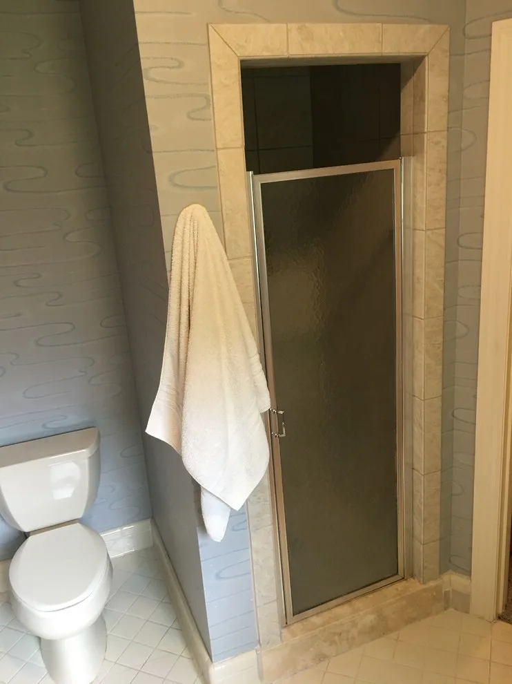 Smith's Restrooms by Granite Transformations Nashville - Photo 6