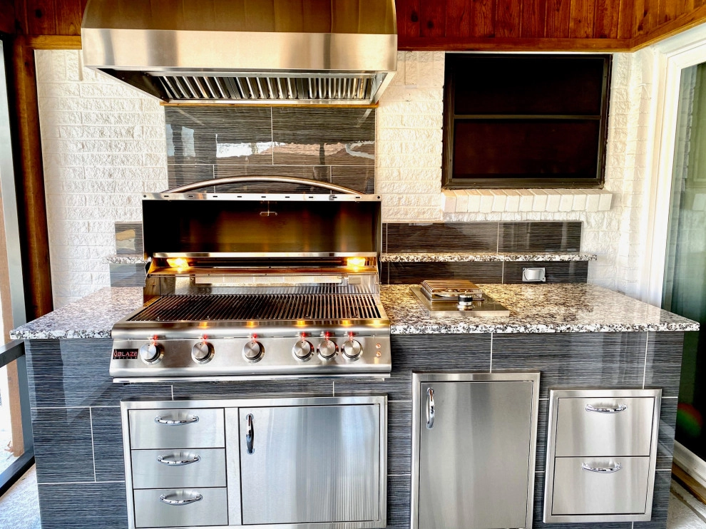 Modern Contemporary Outdoor Kitchen - Richardson TX by Dallas Outdoor Kitchens & Hardscape - Photo 4