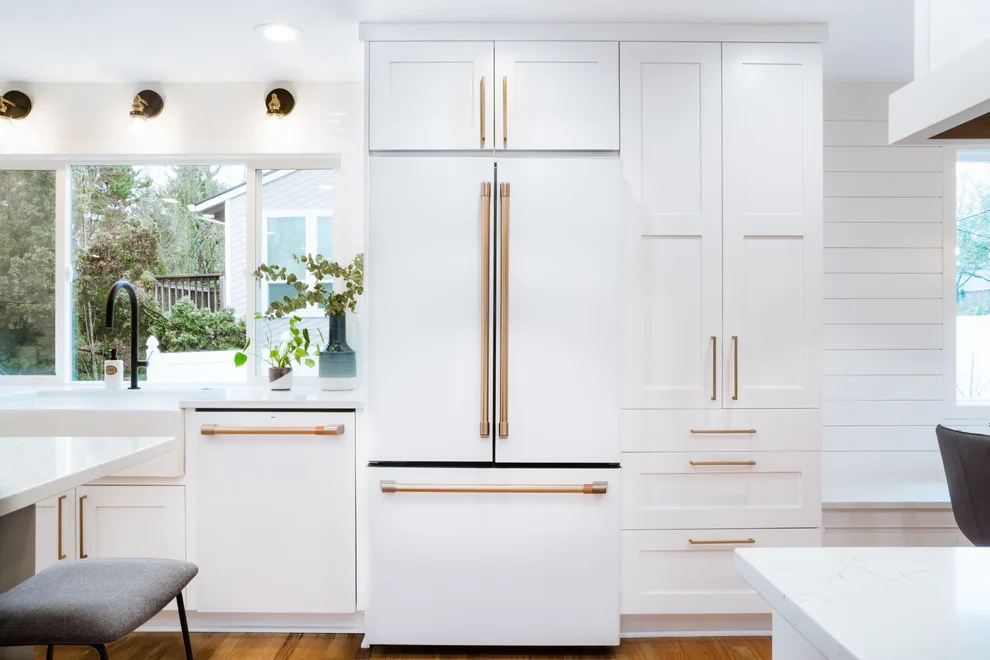 Beaverton South Kitchen Renovation by Straight Line Design And Remodeling - Photo 8