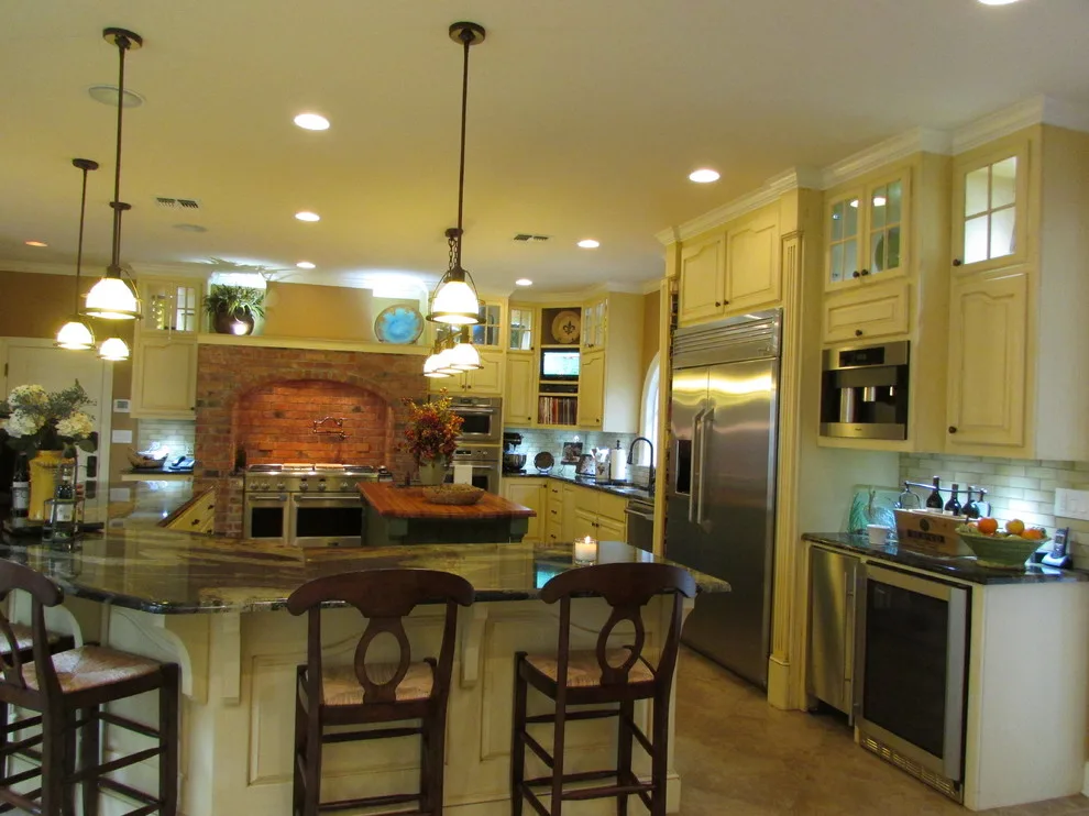 South Shreveport Home by Woodshapers - Photo 3