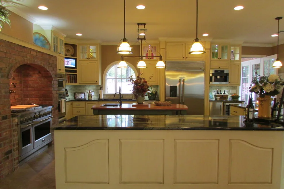 South Shreveport Home by Woodshapers - Photo 22