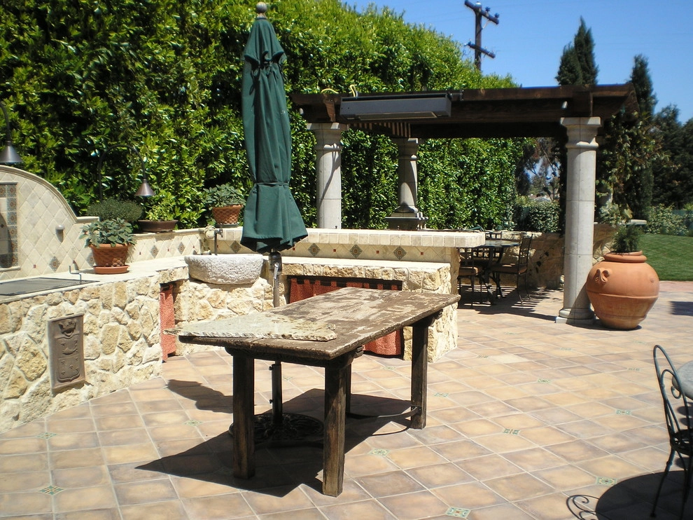 Luxurious Outdoor Living by Daniels Landscape Inc. - Photo 7