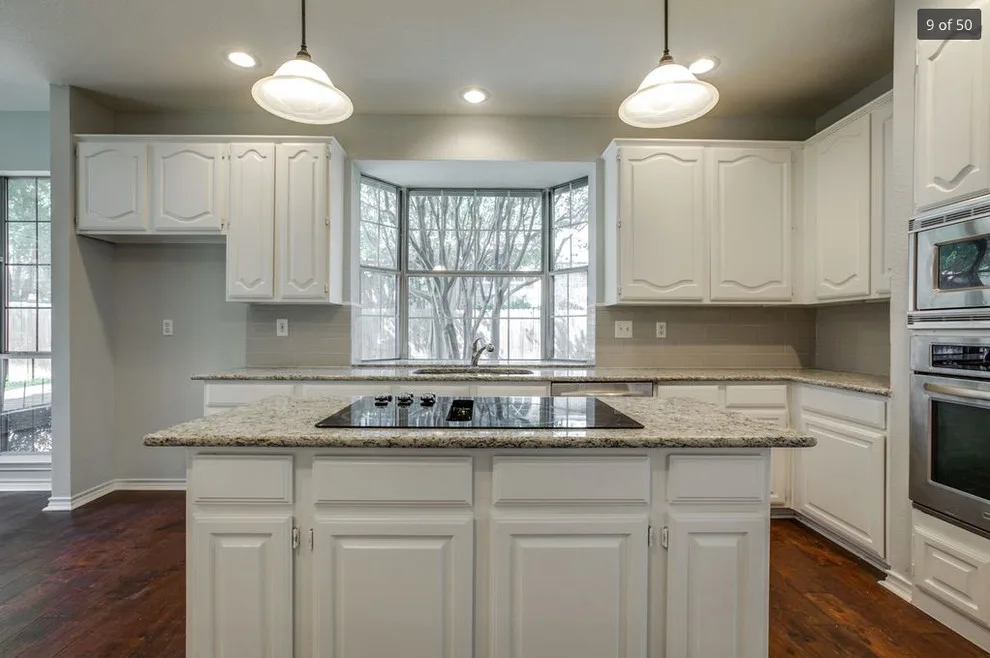Bella Casa Kitchen & Bath - Photo 11