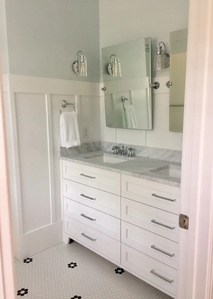 Master Bath for Southport Sea Cottage by Bekah Wagner Design - Photo 4